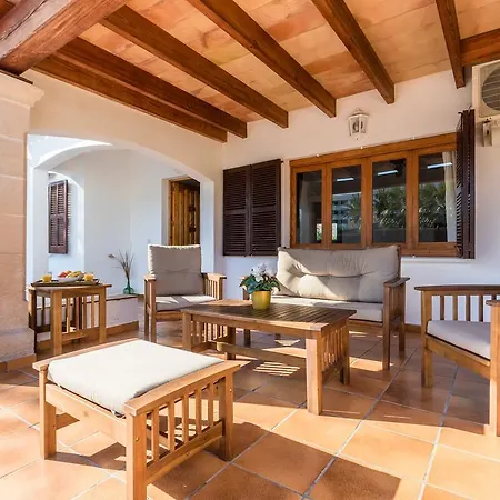 Dom wakacyjny Falco With Private Pool And Garden *