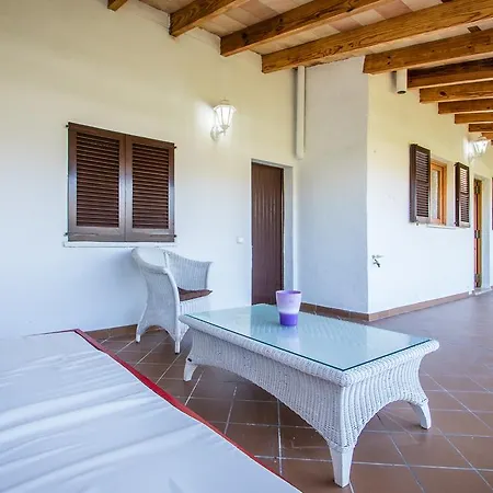 Falco With Private Pool And Garden Dom wakacyjny *